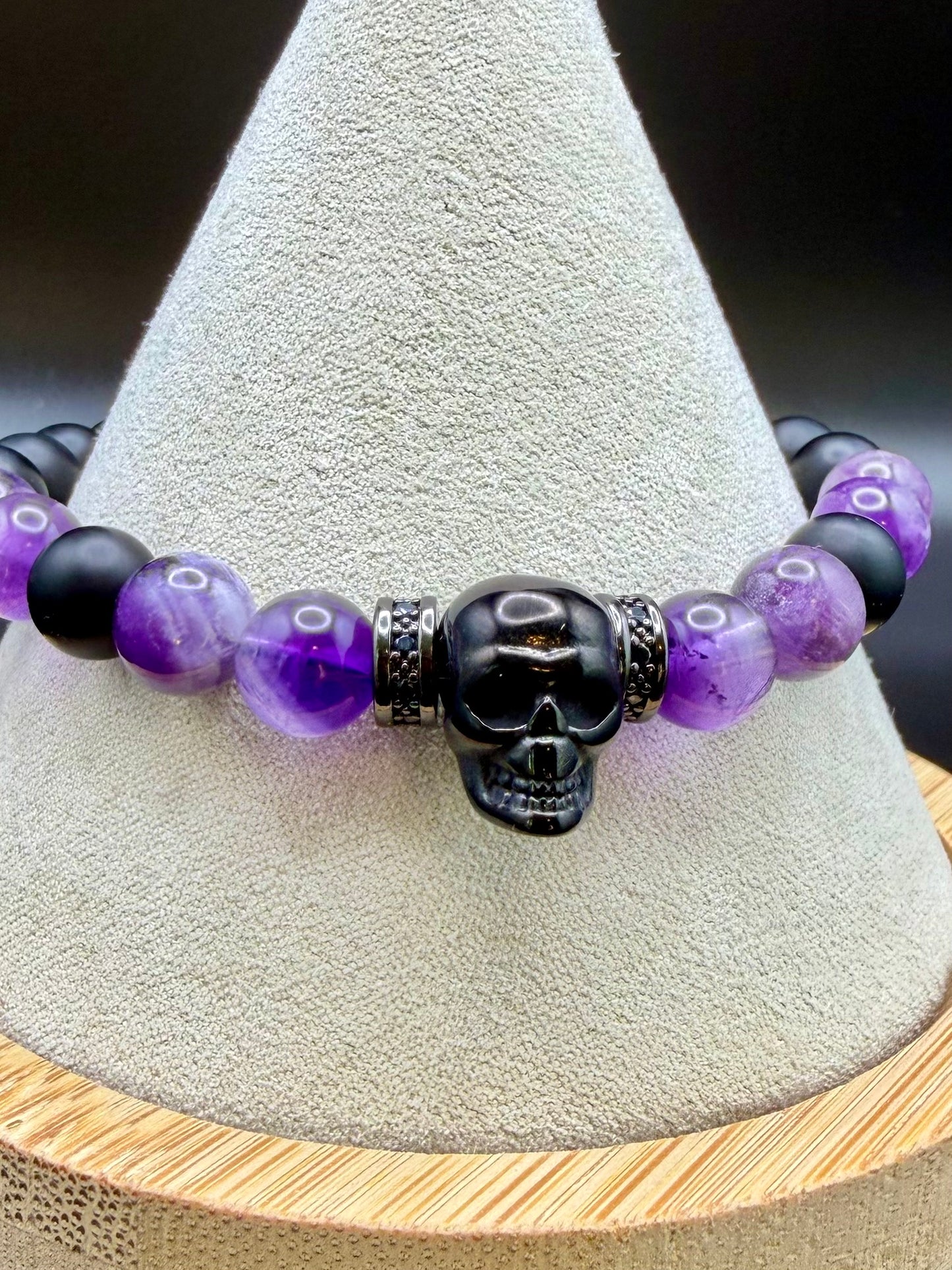 Amethyst Guardian – Amethyst, Onyx & Skull Bracelet (Made to Order)
